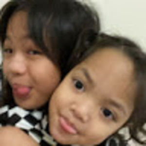 Meet your Posher, Chloe